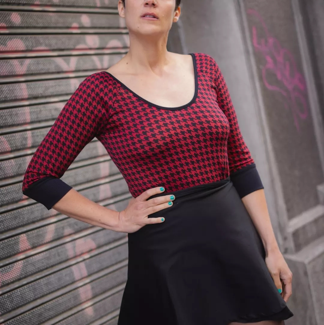 Vika Gales/ Burdeos